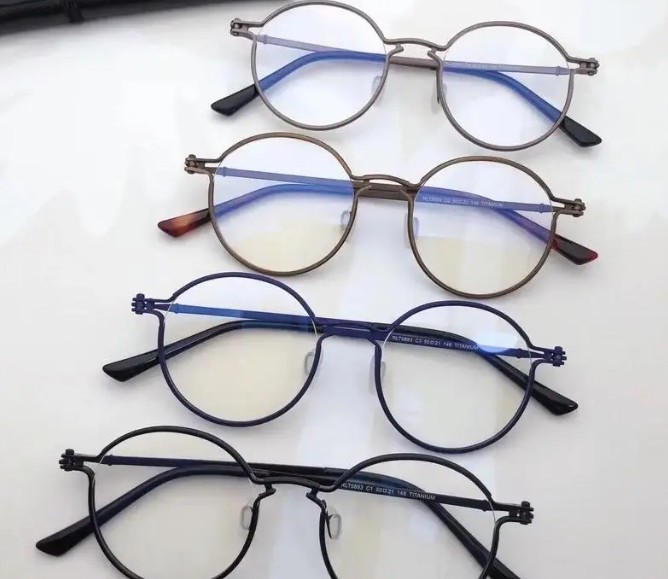 揭秘一塊鏡片身價(jià)暴漲9倍之謎 揭秘一塊鏡片身價(jià)暴漲9倍之謎