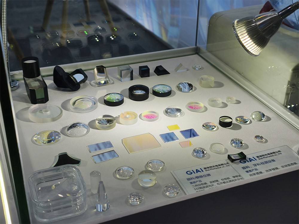 濾光片 眼科/牙科診療光學鏡片展示