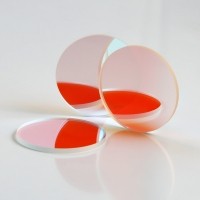 光潔度、劃傷與麻點：解析表面質量的三大維度